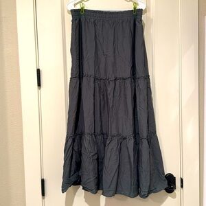 NWOT tiered skirt